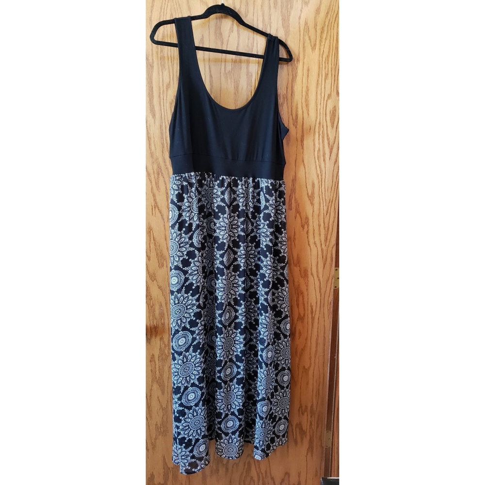 Torrid Sleeveless Maxi Dress